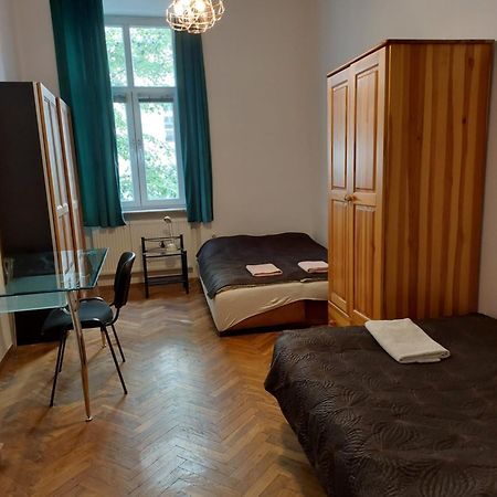 Apartment Mariacki Tower Krakau Exterior foto